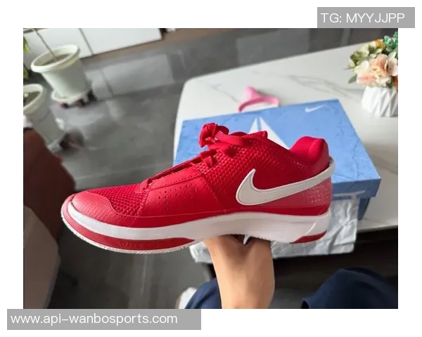 红色耐克篮球鞋的魅力与搭配技巧全面解析让你在球场上尽显风采